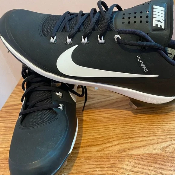 Nike | Shoes | Nike Air Clipper Baseball Cleats Mens Size 3  display picture 1
